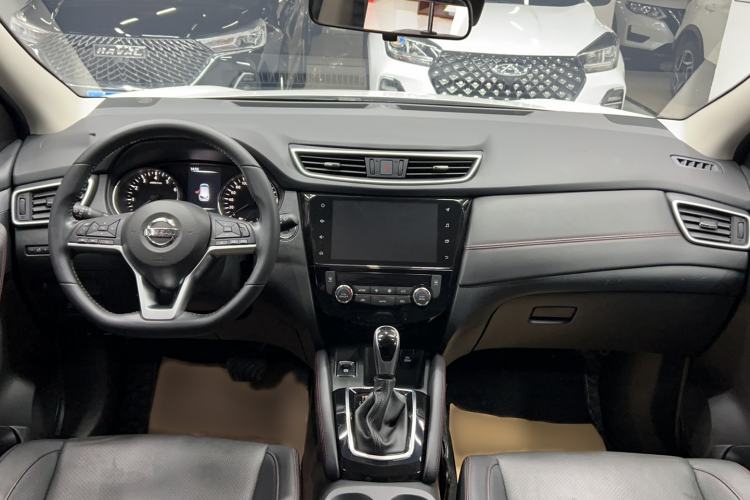 Used Nissan Qashqai 2022 2.0L CVT XV Premier Luxury Edition Center Console