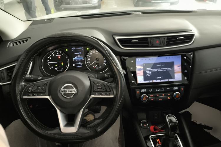 Used Nissan Qashqai 2022 2.0L CVT XV Premier Luxury Edition Center Console
