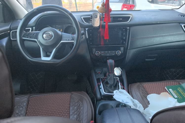 Used Nissan Qashqai 2022 2.0L CVT XV Smart Enjoyment Version Center Console