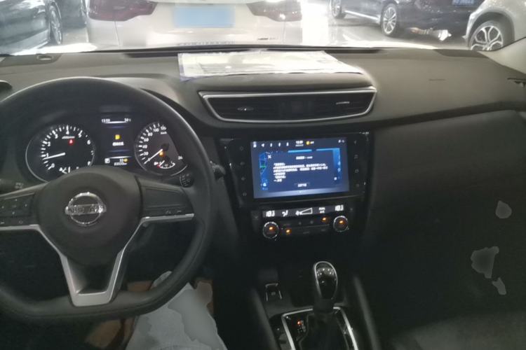 Used Nissan Qashqai 2022 2.0L CVT XV Smart Enjoyment Version Center Console