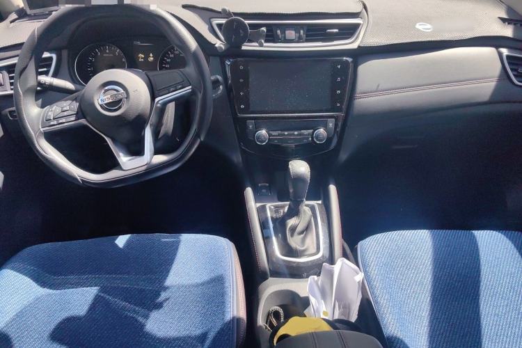 Used Nissan Qashqai 2022 2.0L CVT XV Smart Enjoyment Version Center Console