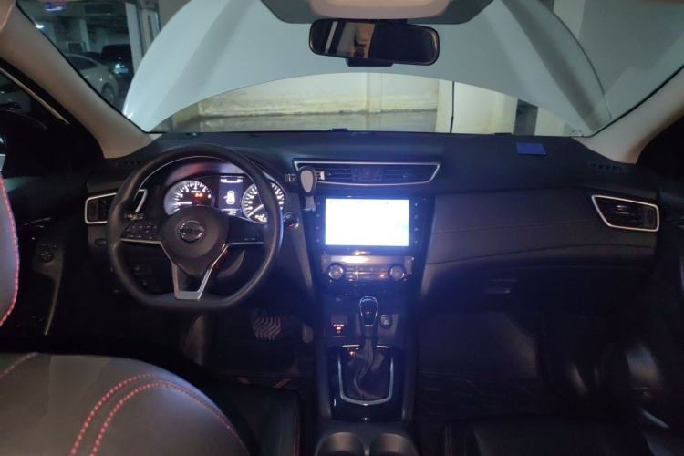 Used Nissan Qashqai 2022 2.0L CVT XV Smart Enjoyment Version Center Console