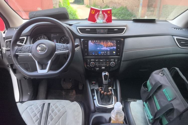 Used Nissan Qashqai 2022 2.0L CVT XV Premier Luxury Edition Center Console