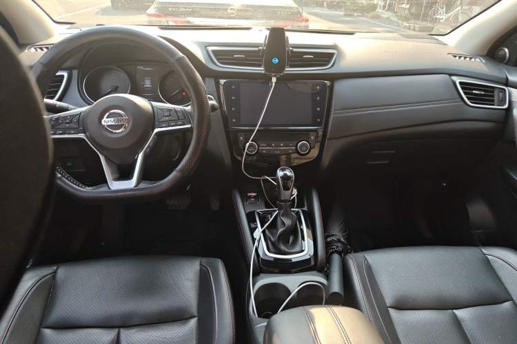 Used Nissan Qashqai 2022 2.0L CVT XV Premier Luxury Edition Center Console