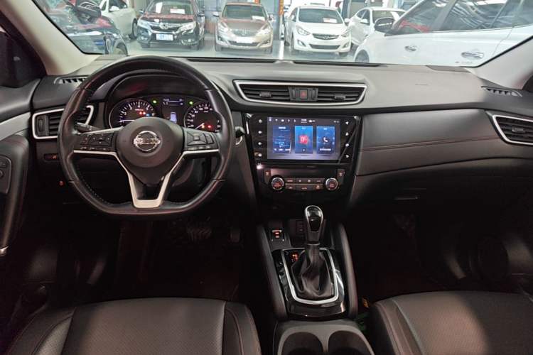 Used Nissan Qashqai 2022 2.0L CVT XV Premier Luxury Edition Center Console