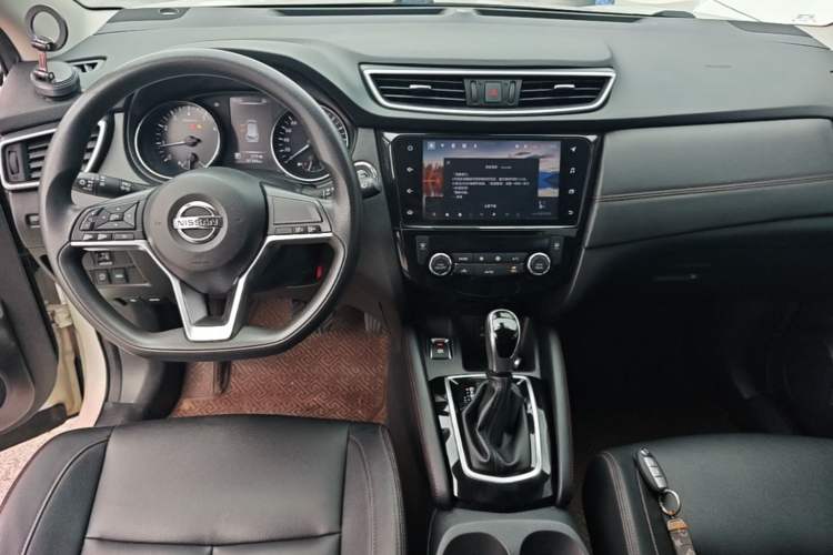 Used Nissan Qashqai 2022 2.0L CVT XV Smart Enjoyment Version Center Console