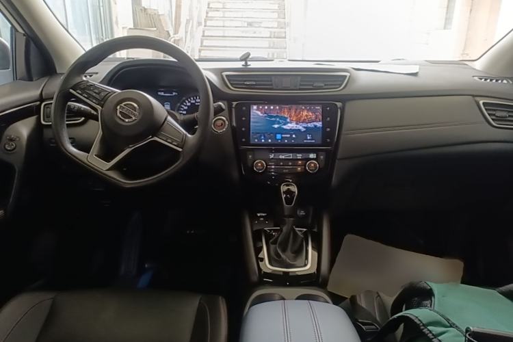 Used Nissan Qashqai 2022 2.0L CVT XV Smart Enjoyment Version Center Console
