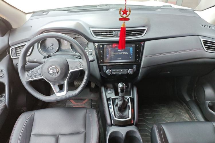 Used Nissan Qashqai 2022 2.0L CVT XV Smart Enjoyment Version Center Console