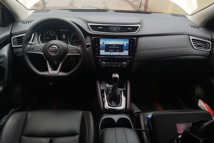 Used Nissan Qashqai 2022 2.0L CVT XV Smart Enjoyment Version Center Console