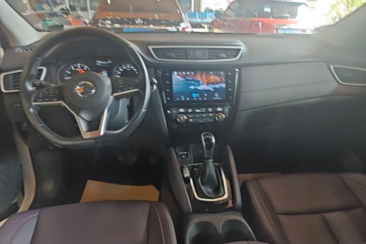 Used Nissan Qashqai 2022 2.0L CVT XV Premier Luxury Edition Center Console