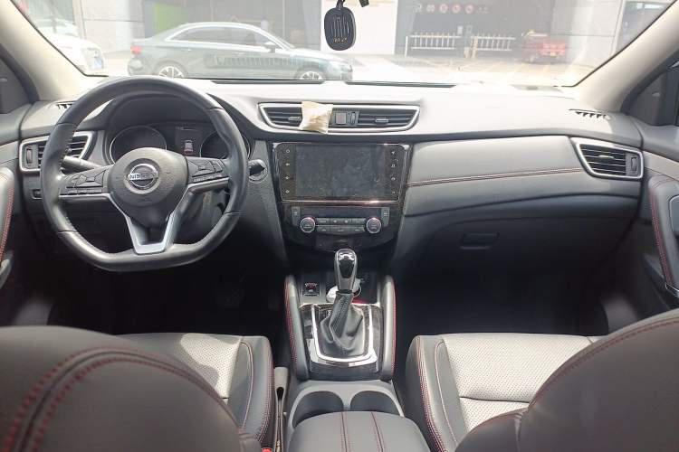 Used Nissan Qashqai 2022 2.0L CVT XV Premier Luxury Edition Center Console