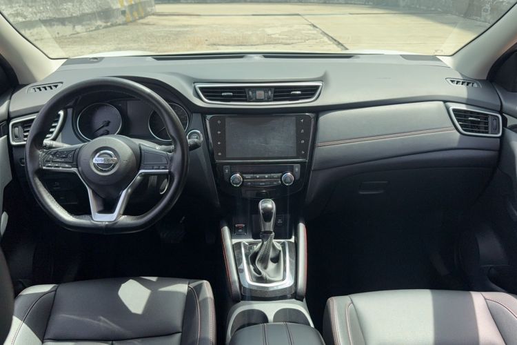 Used Nissan Qashqai 2022 2.0L CVT XV Smart Enjoyment Version Center Console