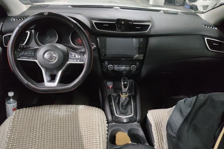 Used Nissan Qashqai 2022 2.0L CVT XV Premier Luxury Edition Center Console