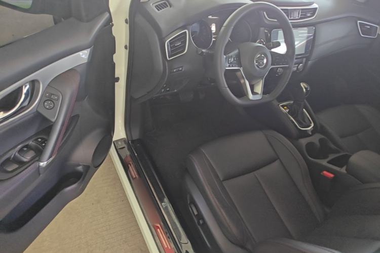 Used Nissan Qashqai 2022 2.0L CVT XV Premier Luxury Edition Driver Seat
