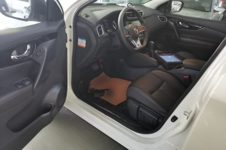 Used Nissan Qashqai 2022 2.0L CVT XV Smart Enjoyment Version Driver Seat