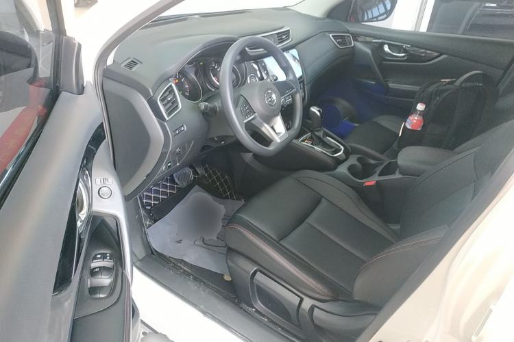 Used Nissan Qashqai 2022 2.0L CVT XV Smart Enjoyment Version Driver Seat