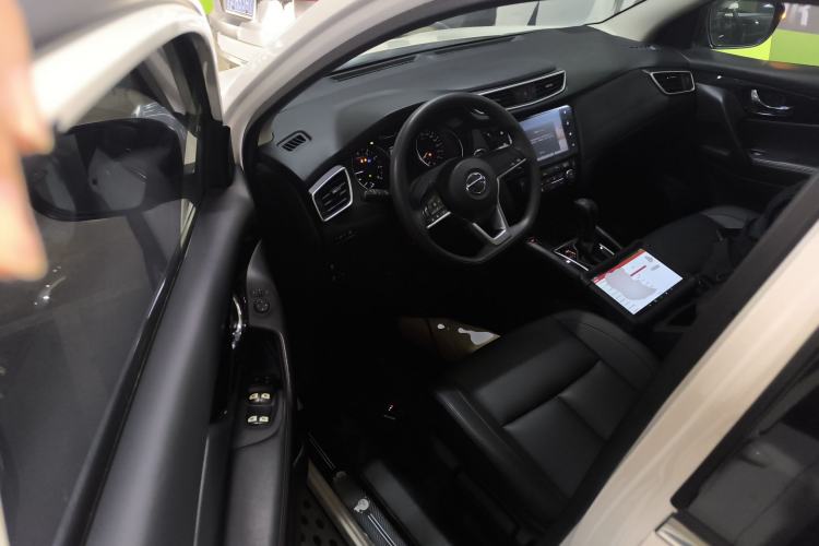 Used Nissan Qashqai 2022 2.0L CVT XV Smart Enjoyment Version Driver Seat