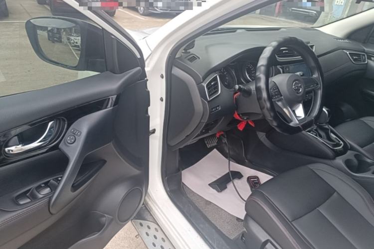 Used Nissan Qashqai 2022 2.0L CVT XV Smart Enjoyment Version Driver Seat