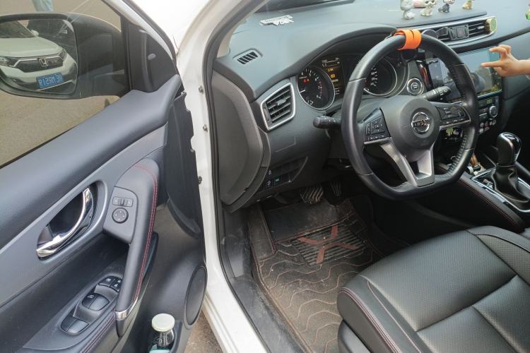 Used Nissan Qashqai 2022 2.0L CVT XV Premier Luxury Edition Driver Seat