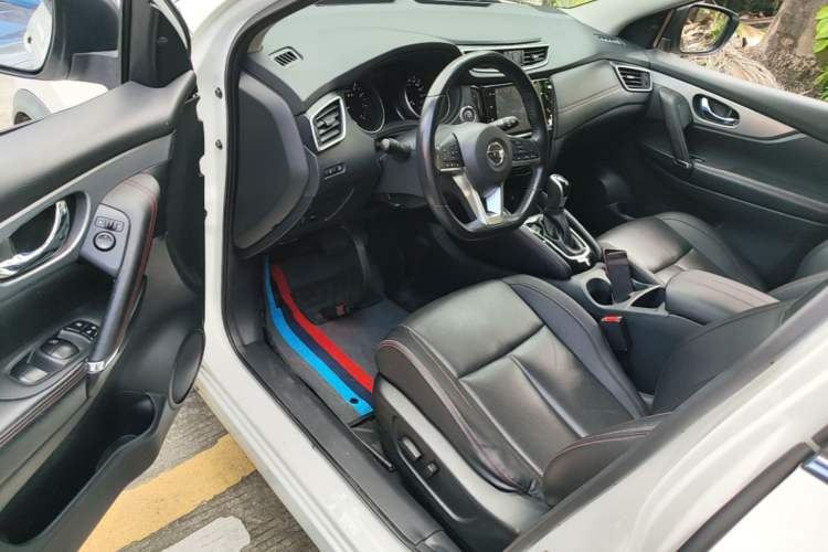 Used Nissan Qashqai 2022 2.0L CVT XV Premier Luxury Edition Driver Seat