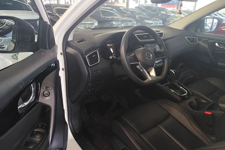 Used Nissan Qashqai 2022 2.0L CVT XV Smart Enjoyment Version Driver Seat