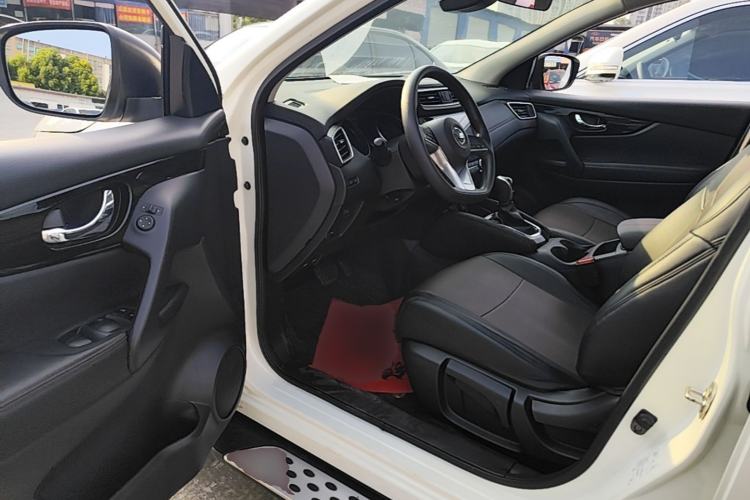 Used Nissan Qashqai 2022 2.0L CVT XV Smart Enjoyment Version Driver Seat