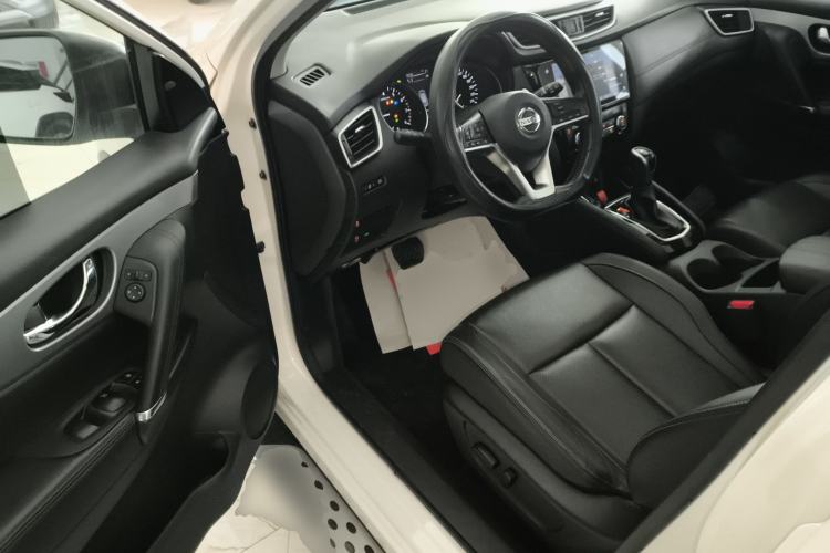 Used Nissan Qashqai 2022 2.0L CVT XV Premier Luxury Edition Driver Seat