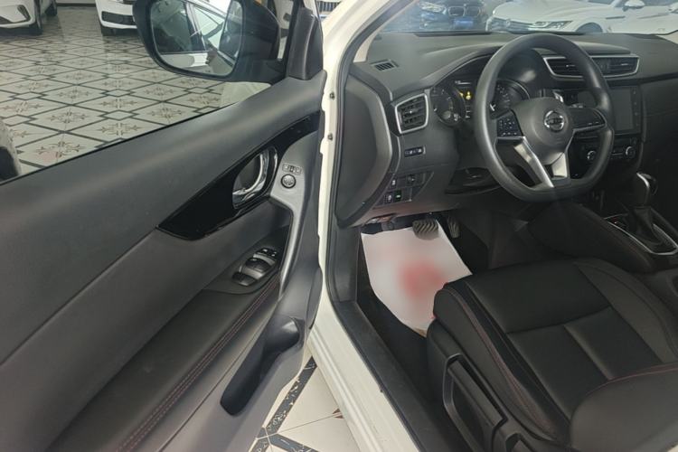 Used Nissan Qashqai 2022 2.0L CVT XV Smart Enjoyment Version Driver Seat