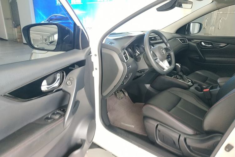 Used Nissan Qashqai 2022 2.0L CVT XV Smart Enjoyment Version Driver Seat