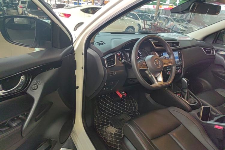 Used Nissan Qashqai 2022 2.0L CVT XV Smart Enjoyment Version Driver Seat