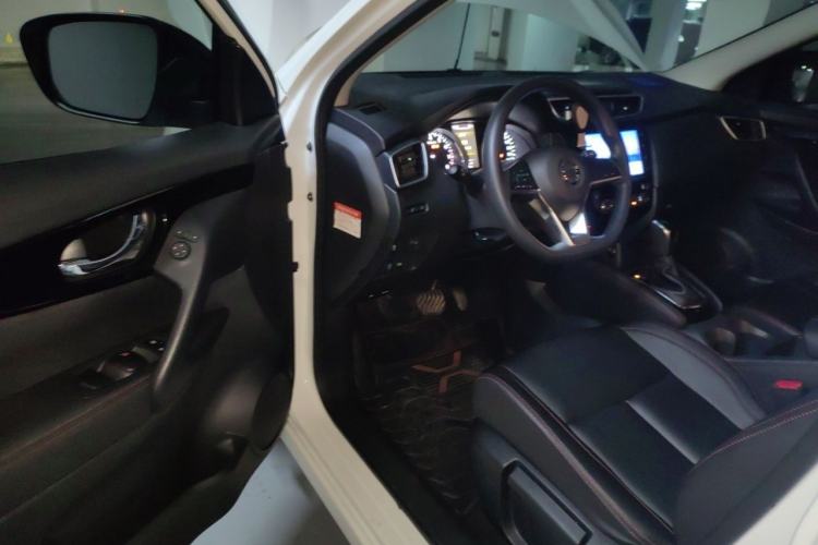 Used Nissan Qashqai 2022 2.0L CVT XV Smart Enjoyment Version Driver Seat