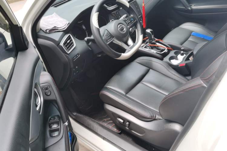 Used Nissan Qashqai 2022 2.0L CVT XV Prem.Pro Deluxe Navigation Edition Driver Seat