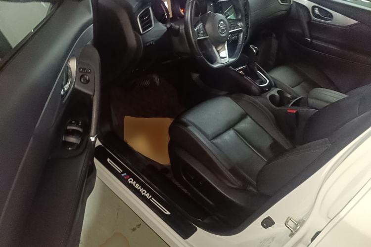 Used Nissan Qashqai 2022 2.0L CVT XV Premier Luxury Edition Driver Seat