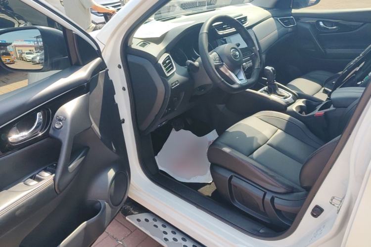Used Nissan Qashqai 2022 2.0L CVT XV Smart Enjoyment Version Driver Seat