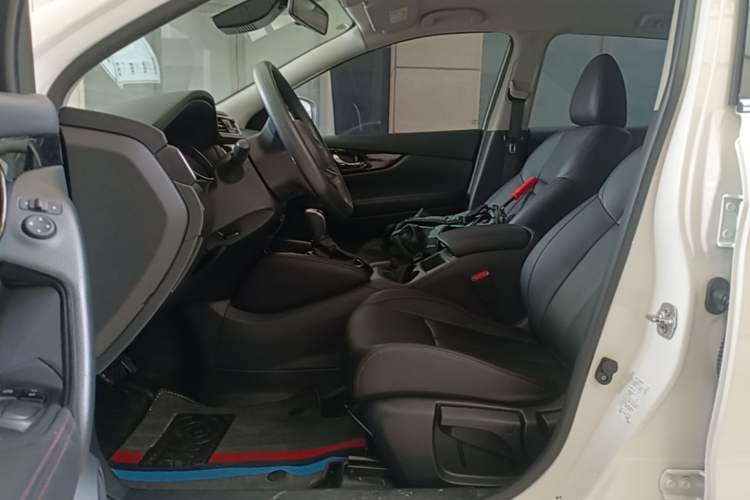 Used Nissan Qashqai 2022 2.0L CVT XV Smart Enjoyment Version Driver Seat
