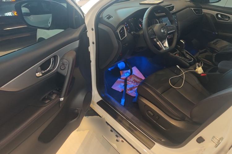 Used Nissan Qashqai 2022 2.0L CVT XV Premier Luxury Edition Driver Seat