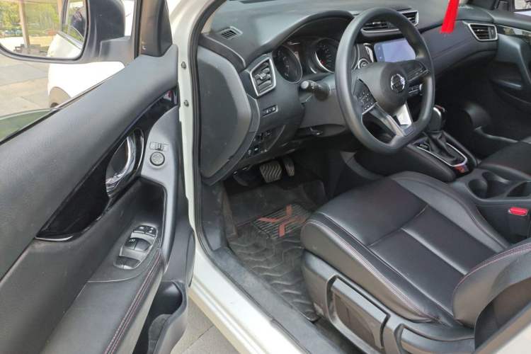 Used Nissan Qashqai 2022 2.0L CVT XV Smart Enjoyment Version Driver Seat