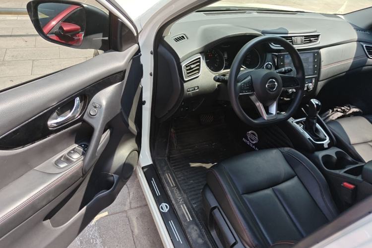 Used Nissan Qashqai 2022 2.0L CVT XV Smart Enjoyment Version Driver Seat