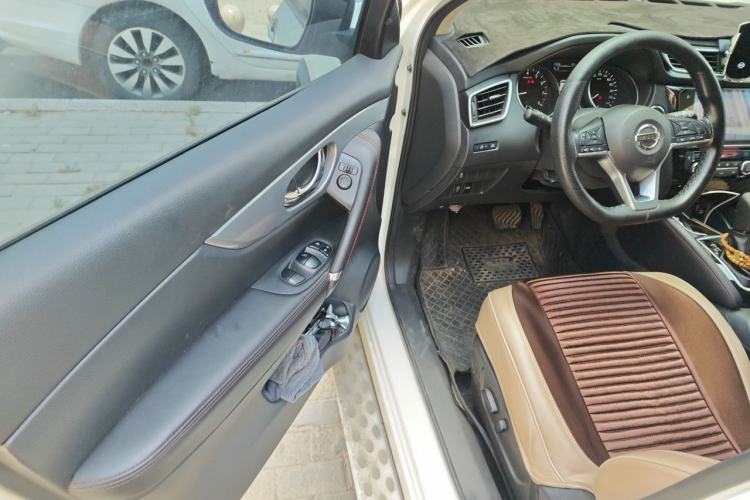 Used Nissan Qashqai 2022 2.0L CVT XV Premier Luxury Edition Driver Seat