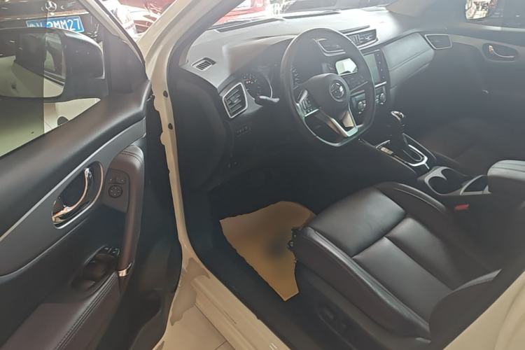 Used Nissan Qashqai 2022 2.0L CVT XV Premier Luxury Edition Driver Seat