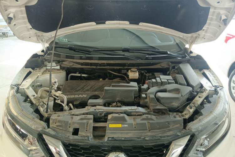 Used Nissan Qashqai 2022 2.0L CVT XV Smart Enjoyment Version Engine Bay
