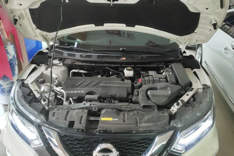 Used Nissan Qashqai 2022 2.0L CVT XV Premier Luxury Edition Engine Bay
