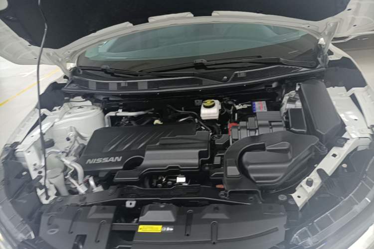 Used Nissan Qashqai 2022 2.0L CVT XV Premier Luxury Edition Engine Bay