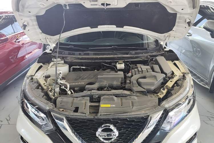 Used Nissan Qashqai 2022 2.0L CVT XV Smart Enjoyment Version Engine Bay