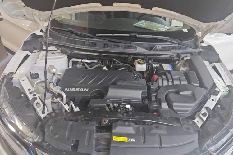 Used Nissan Qashqai 2022 2.0L CVT XV Premier Luxury Edition Engine Bay