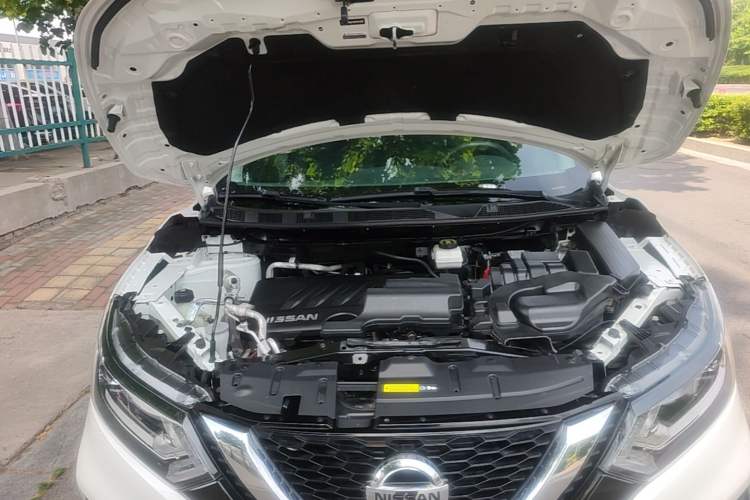 Used Nissan Qashqai 2022 2.0L CVT XV Smart Enjoyment Version Engine Bay