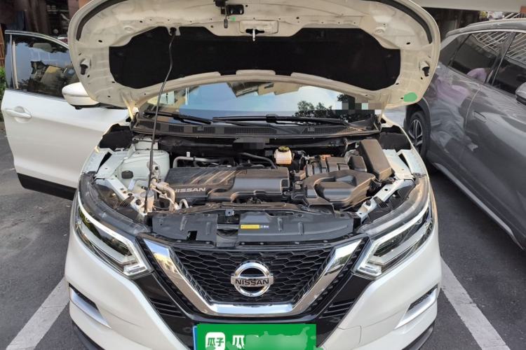 Used Nissan Qashqai 2022 2.0L CVT XV Premier Luxury Edition Engine Bay