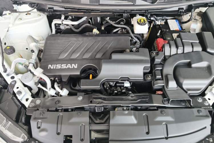 Used Nissan Qashqai 2022 2.0L CVT XV Premier Luxury Edition Engine Bay