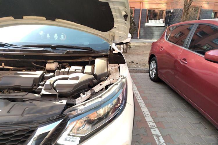 Used Nissan Qashqai 2022 2.0L CVT XV Smart Enjoyment Version Engine Bay Left