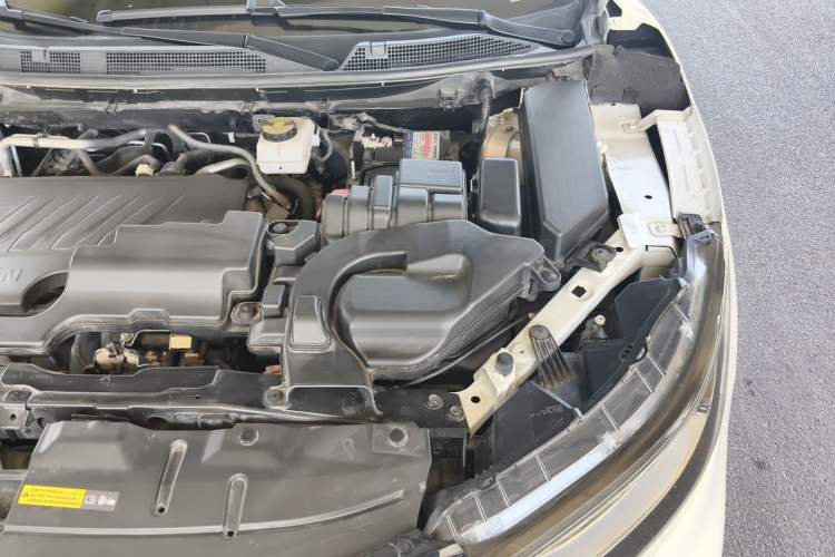 Used Nissan Qashqai 2022 2.0L CVT XV Premier Luxury Edition Engine Bay Left